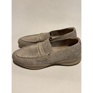 Vivaia Ivana Round Toe Woman's Loafer - Oat 42/9